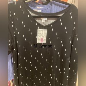 NWT LuLaRoe Lynnae Long sleeve M